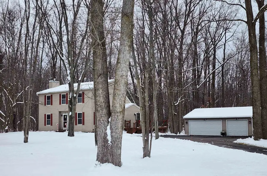 3400 N Sturgeon RD, Midland, MI 48640 - #3