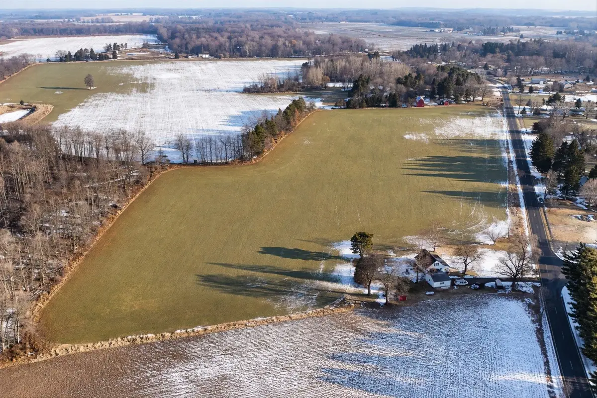V/L E Round Lake RD, Dewitt, MI 48820 - #1
