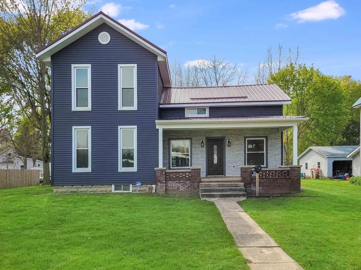 214 S Pine ST, Saint Louis, MI 48880 - #1