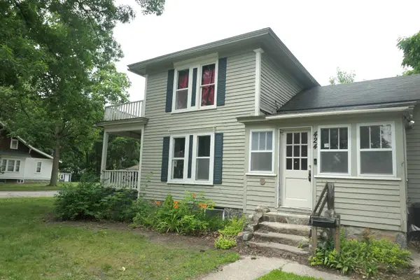 424 S Kinney ST, MtPleasant, MI 48858