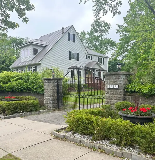 1318 E Broadway, MtPleasant, MI 48858