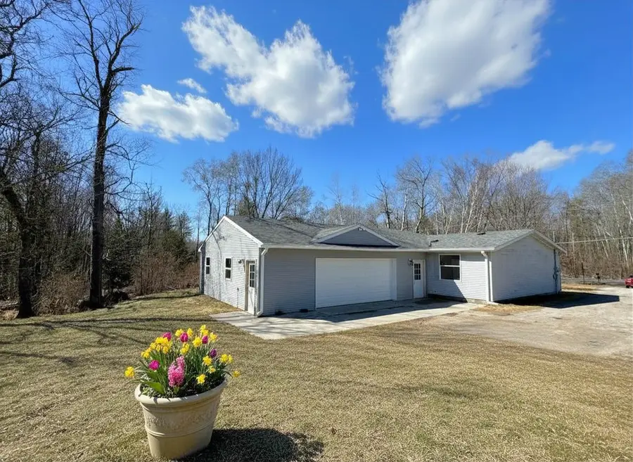 10389 S Grant AVE, Clare, MI 48617 - #3