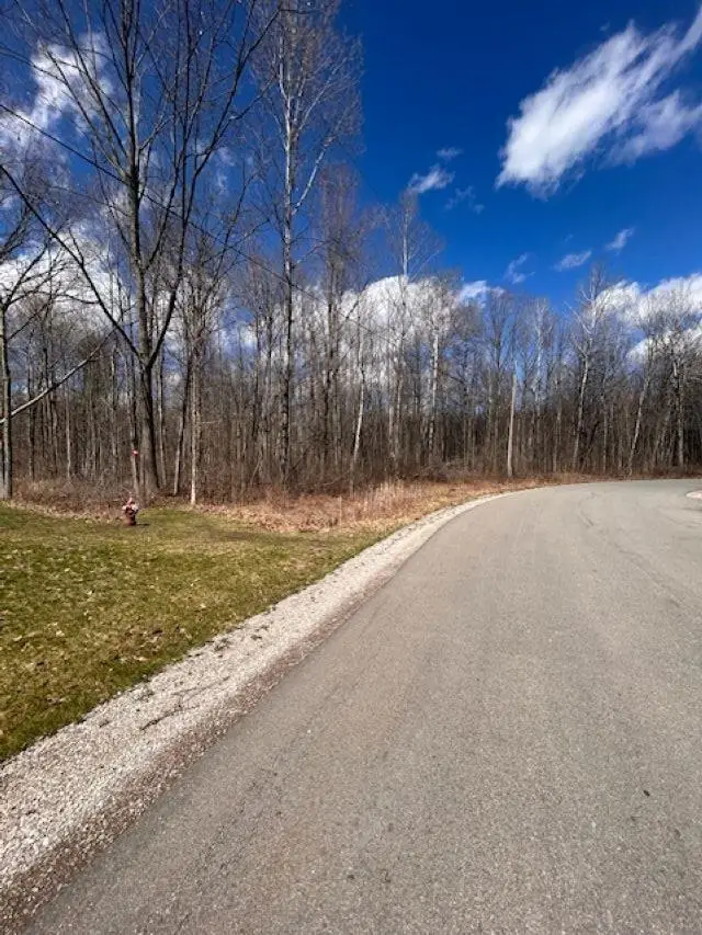 2895 Degeer CT, Midland, MI 48642 - #2