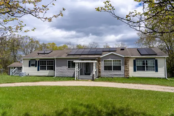 464 N Rolland, Weidman, MI 48893