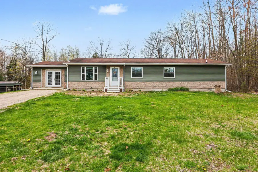 1015 Shaw, Gladwin, MI 48624 - #2