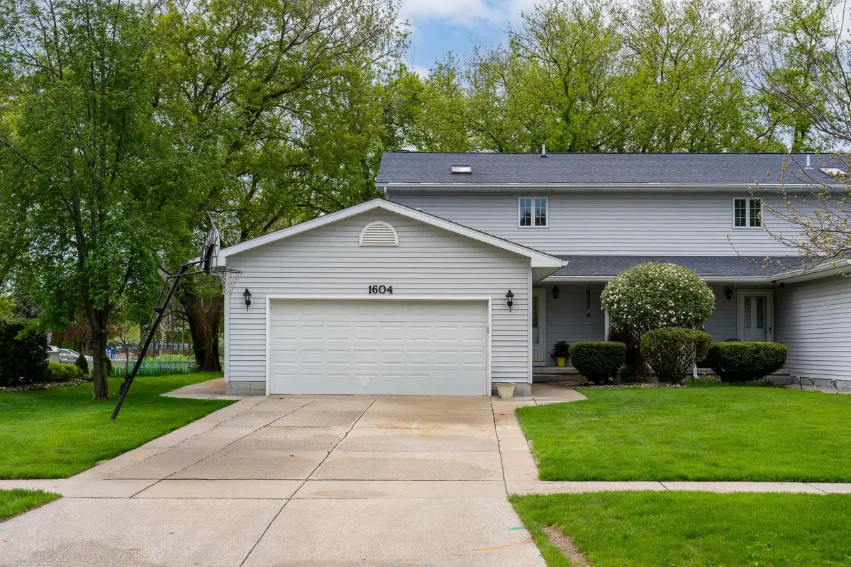 1604 E Gaylord, Mount Pleasant, MI 48858 - #1