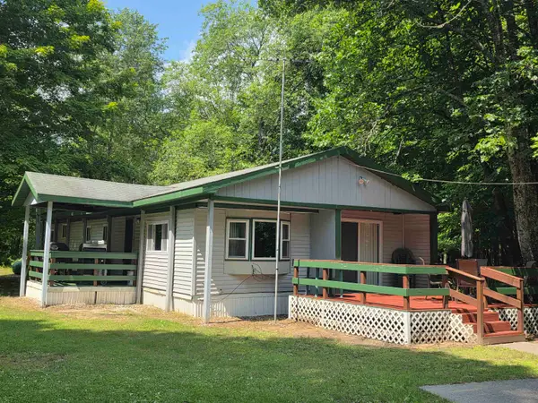 7931 NE Twin Lake, Mancelona, MI 49659
