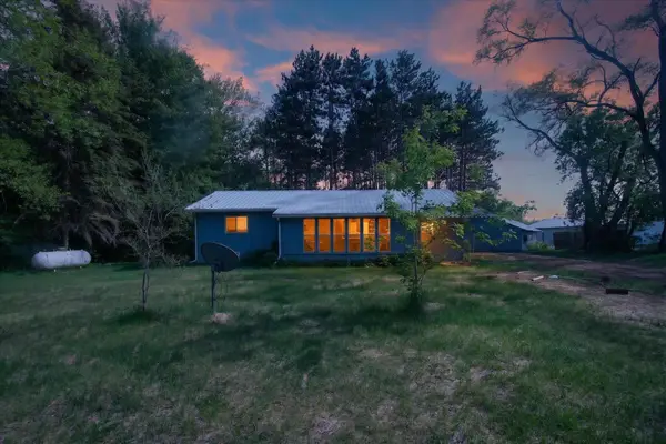 11148 E Howard City Edmore, Riverdale, MI 48877