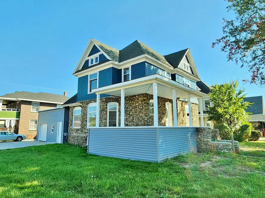 236 E Center ST, Alma, MI 48801 - #2