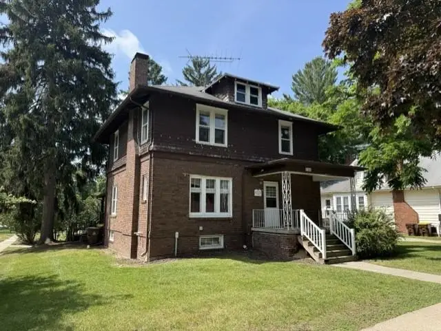 701 W Center ST, Alma, MI 48801 - #2