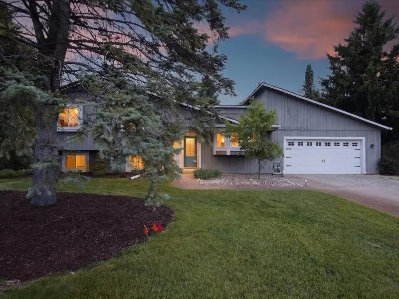 1505 Commerce Pines, Commerce, MI 48390 - #1
