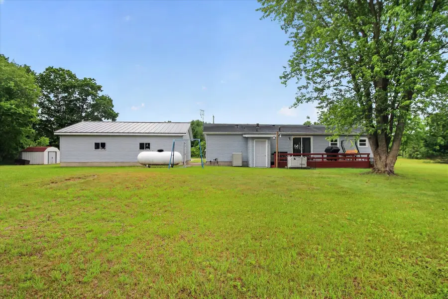 3333 N Ferris RD, Sumner, MI 48889 - #2