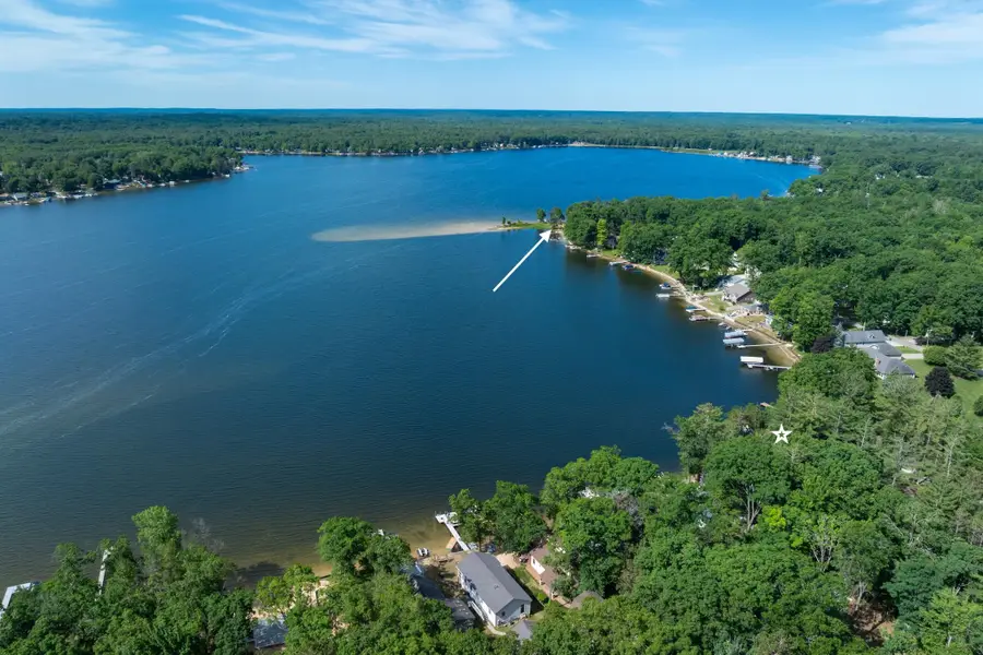 11167 N Shore DR, Lake, MI 48632 - #2