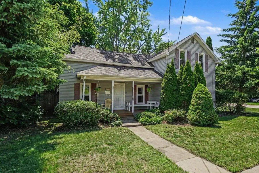 722 N University AVE, Mount Pleasant, MI 48858 - #2
