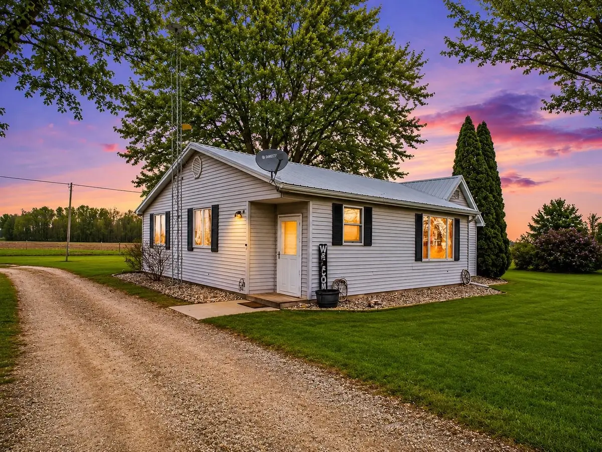 6596 W Washington RD, Ithaca, MI 48847 - #1