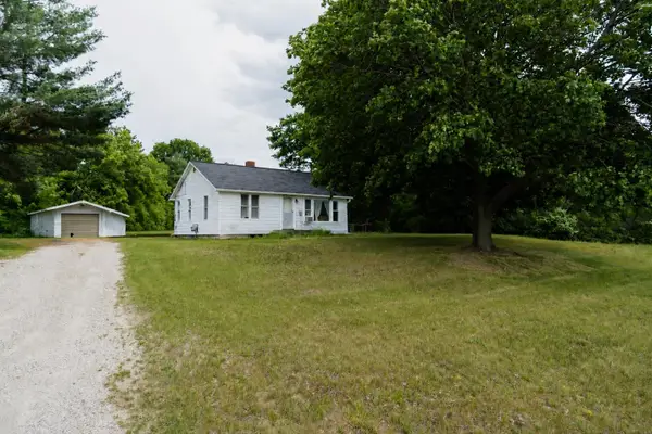 8196 Ludington, Lake, MI 48632