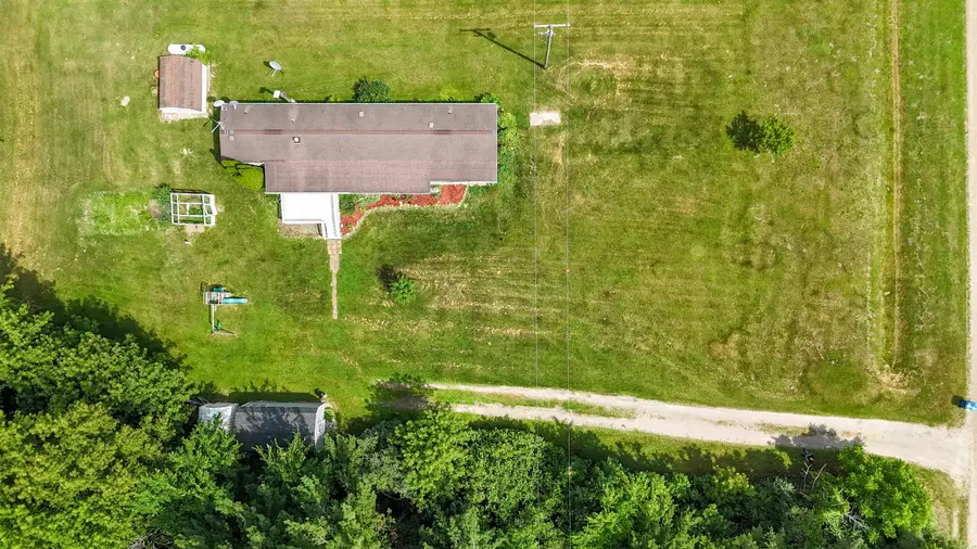 4718 Spur, Breckenridge, MI 48615 - #3