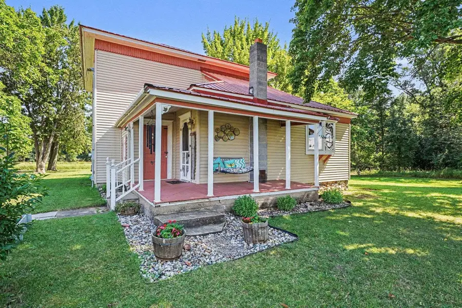 3780 E Coe RD, Shepherd, MI 48883 - #3