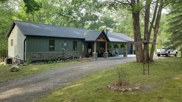 5005 White Birch, Farwell, MI 48622