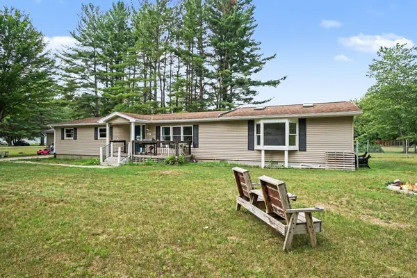 3989 S Foster, MtPleasant, MI 48858