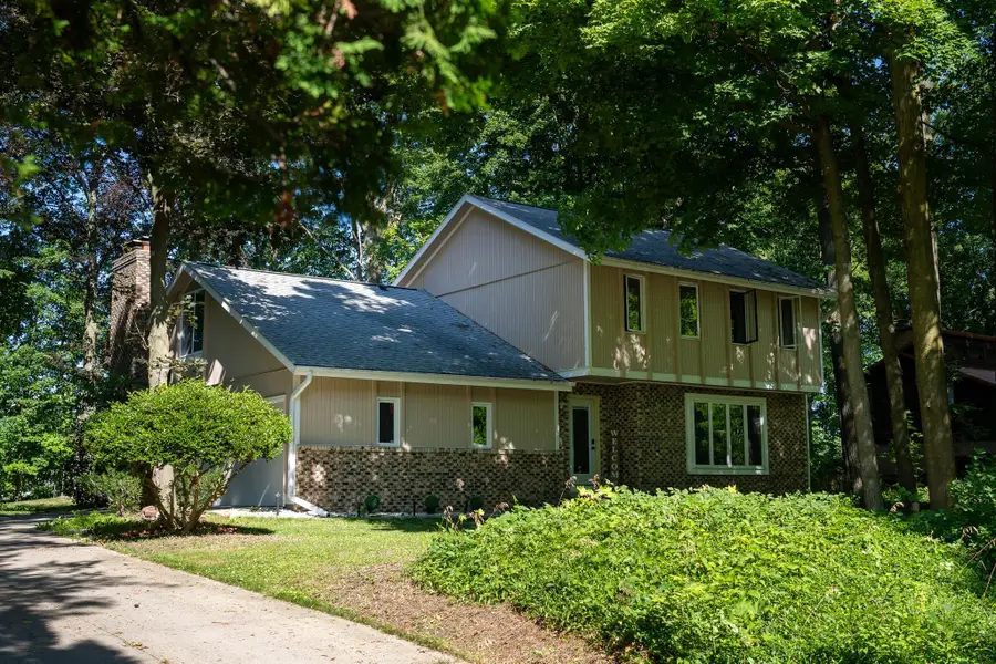 804 Ashland DR, Mount Pleasant, MI 48858 - #2