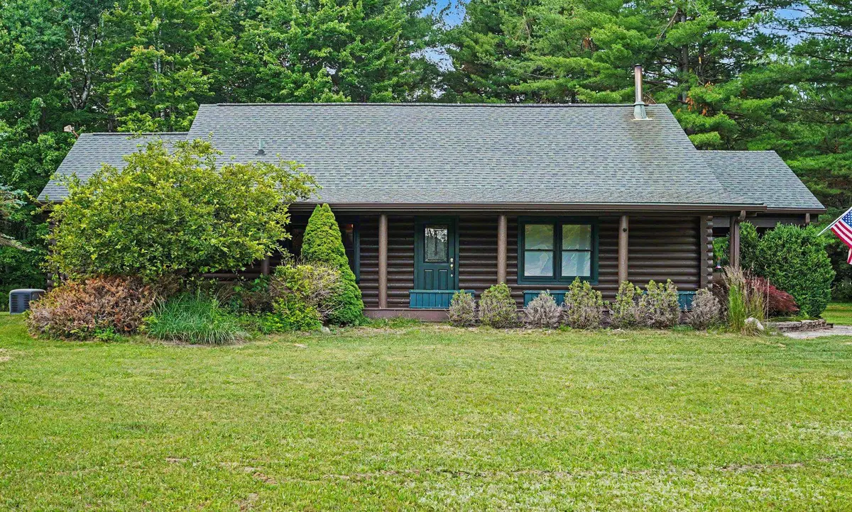 5280 S East County Line, Shepherd, MI 48883 - #1