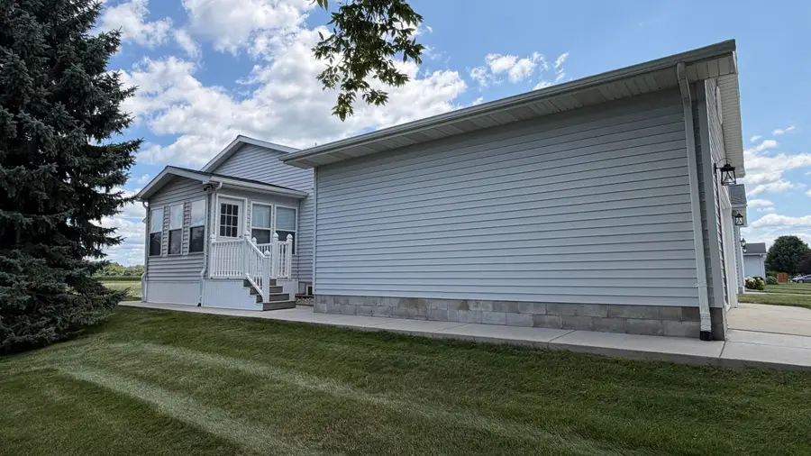 1001 Sweeney, Mount Pleasant, MI 48858 - #3