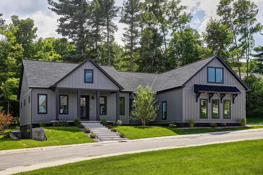 13925 S Winding, Traverse City, MI 49684 - #2