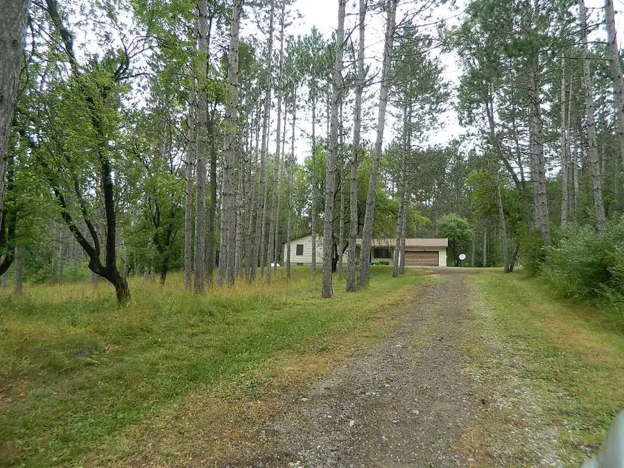 19282 Highway US 10, Richmond, MI 49677 - #2