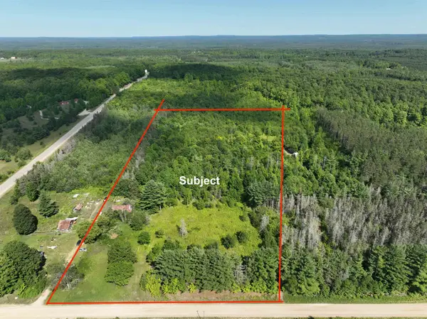 9093 Donathan, FifeLake, MI 49633