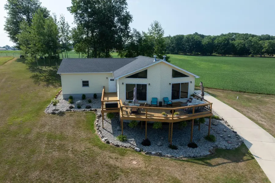 1201 S Clubhouse, Lake Isabella, MI 48893 - #2