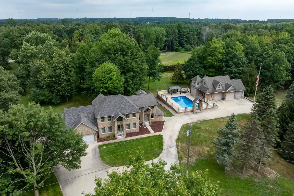 900 E Pine Grove, Weidman, MI 48893 - #1
