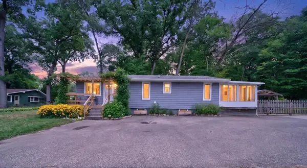 172 St Marys Lake, BattleCreek, MI 49017