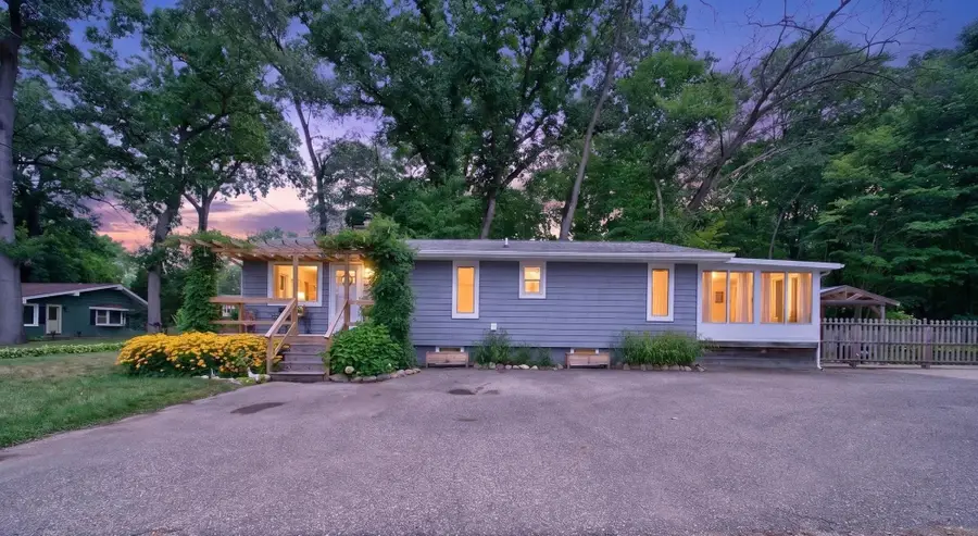 172 St Marys Lake, Pennfield, MI 49017 - #2