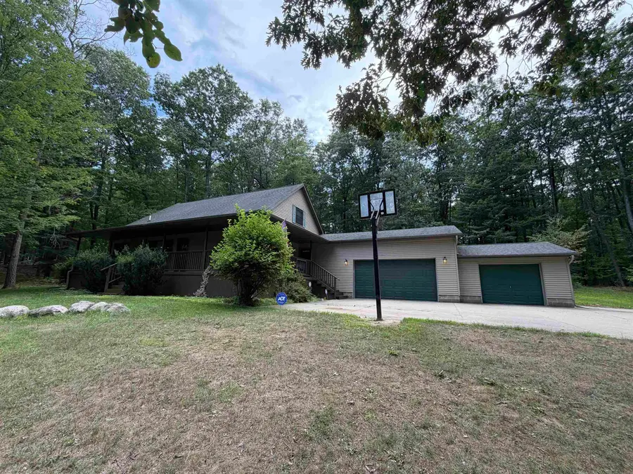722 Bungo Lake, Harrison, MI 48625 - #2