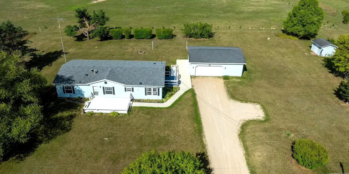 2924 S Gilmore, Deerfield, MI 48858 - #1