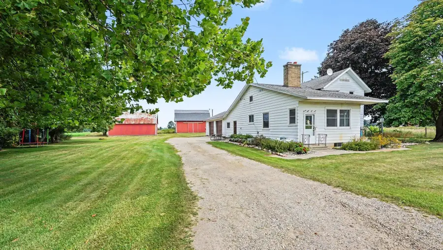 2858 W Buchanan RD, Ithaca, MI 48847 - #3