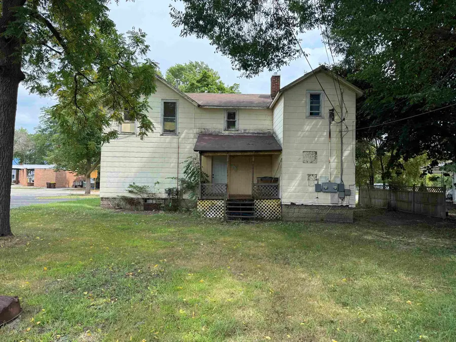 221 Woodworth, Alma, MI 48801 - #3