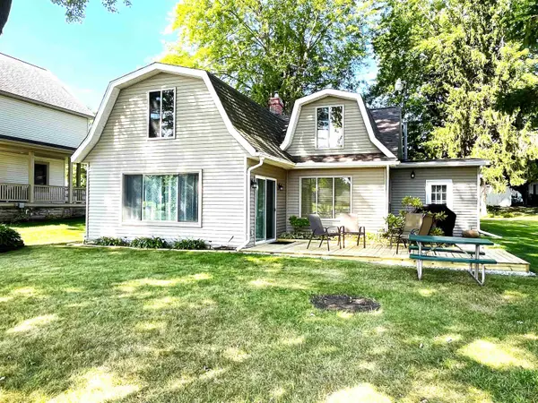 5544 N Merry, Sanford, MI 48657
