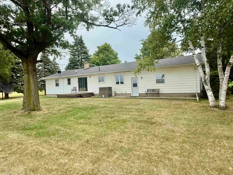 3509 E Saint Charles RD, Ithaca, MI 48847 - #3