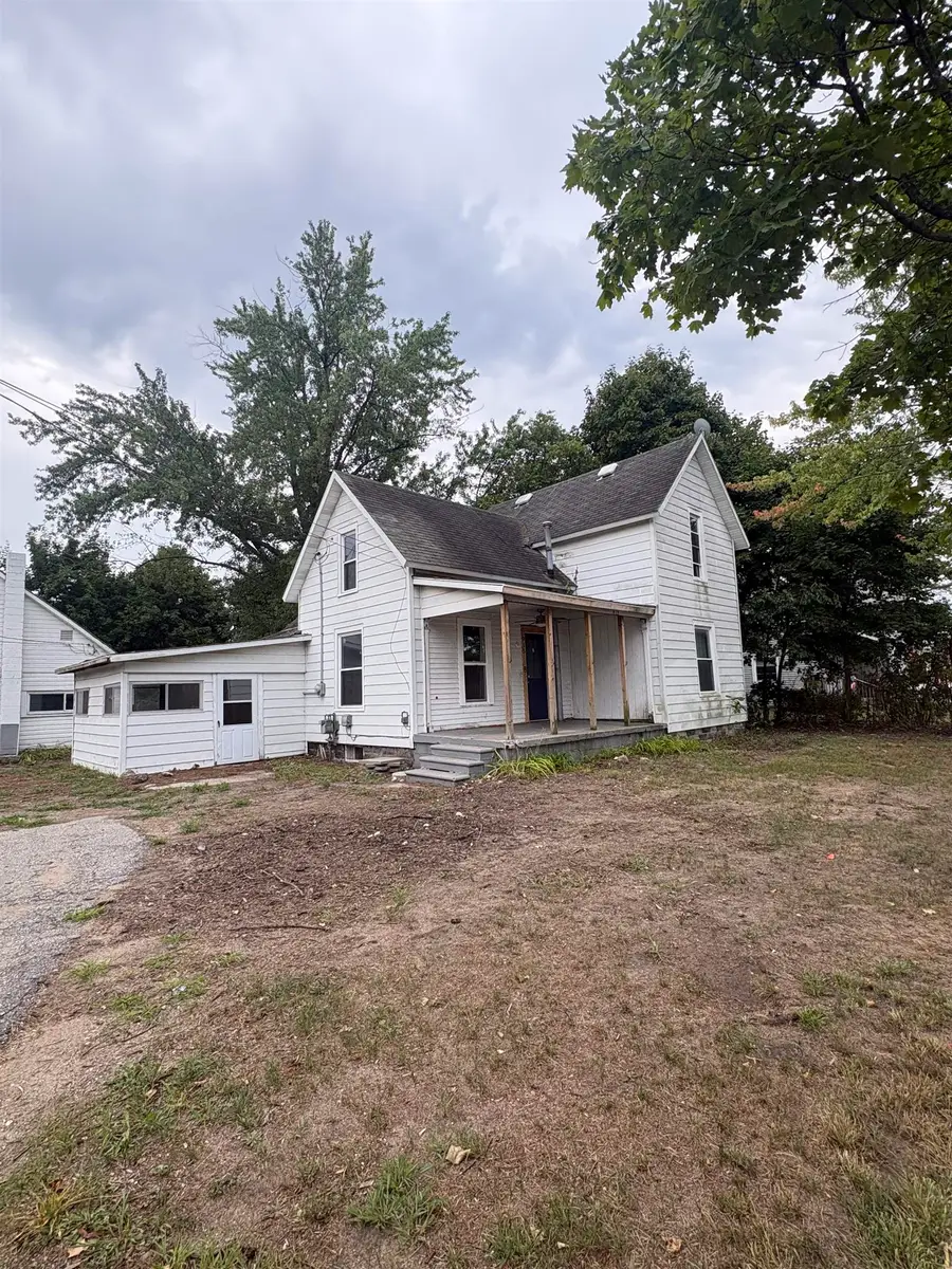 915 W Broadway ST, Mount Pleasant, MI 48858 - #3