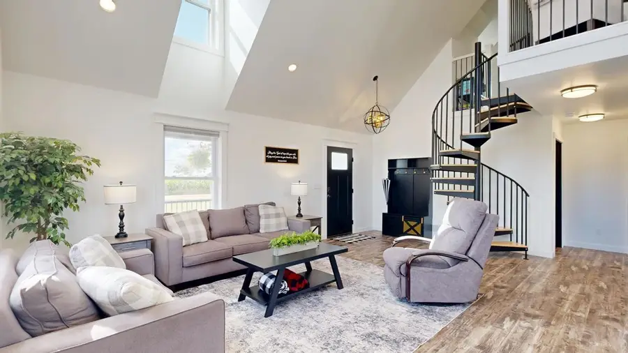 7632 N Wise RD, Clare, MI 48617 - #3