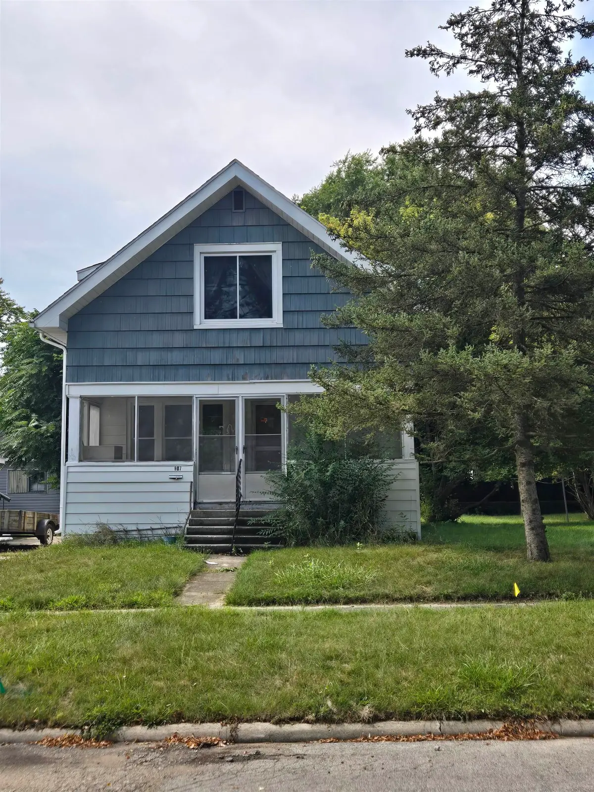 907 N Court, Alma, MI 48801 - #1