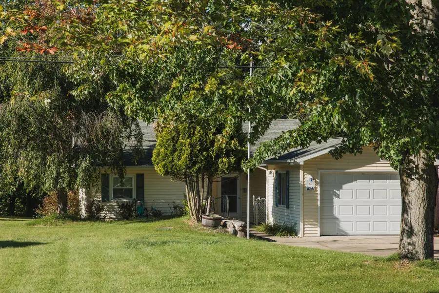 1041 Radov, Gladwin, MI 48624 - #2