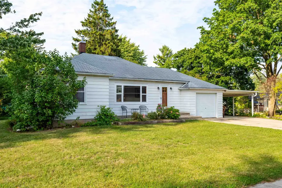 121 E Maple, Shepherd, MI 48883 - #2