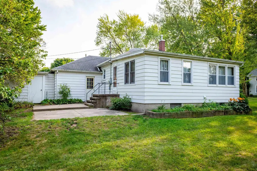 121 E Maple, Shepherd, MI 48883 - #3