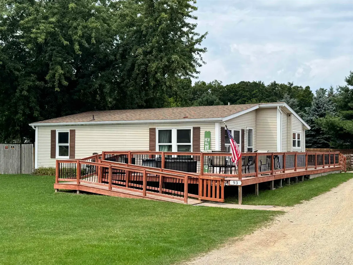 93 E Kapplinger, Farwell, MI 48622 - #1