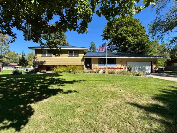 401 Orchard, Clare, MI 48617
