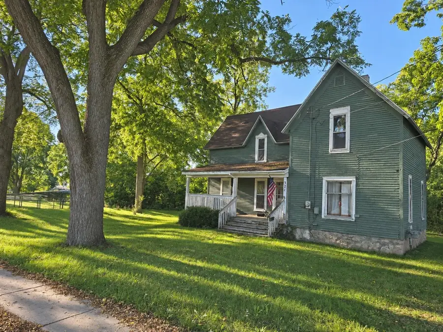 321 Ely ST, Alma, MI 48801 - #2