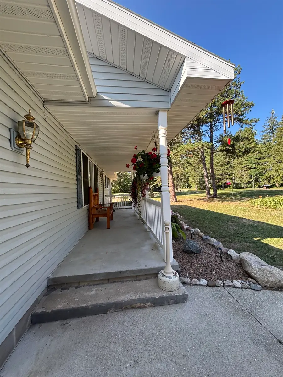 460 Evergreen, Farwell, MI 48622 - #3